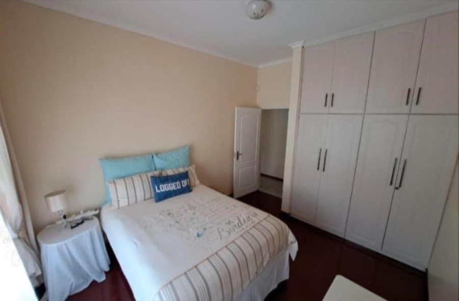 5 Bedroom Property for Sale in Mmabatho Unit 6 North West